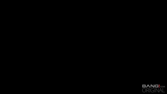 Фитоняшная сучка обожает жаркое порево #1