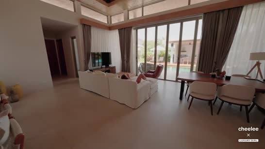 Милашка Luxury Girl с удовольствием берется за конец #1