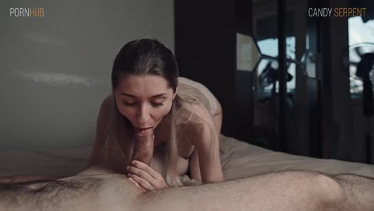 Худощавая женушка пришла к мужу в постель голая