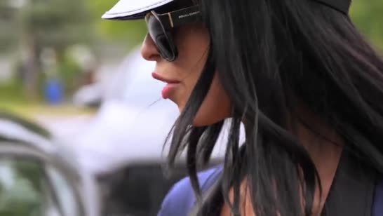 Секси полицейская провела необычное задержание #1