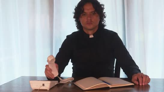 Приехал изгонять из телки бесов, но ритуальчик пошел не по плану #1